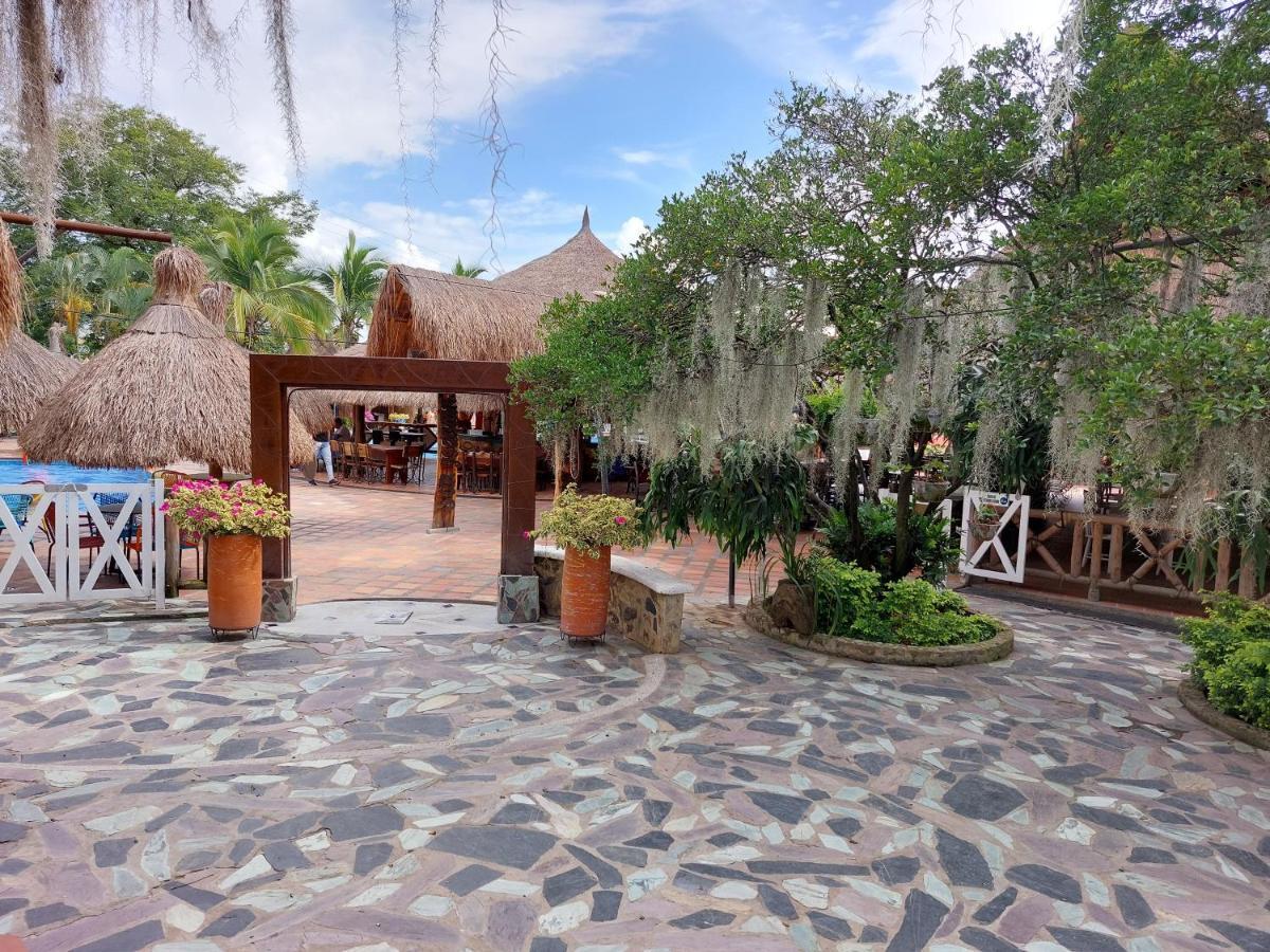 Hotel Campestre San Joaquin Garzón 外观 照片